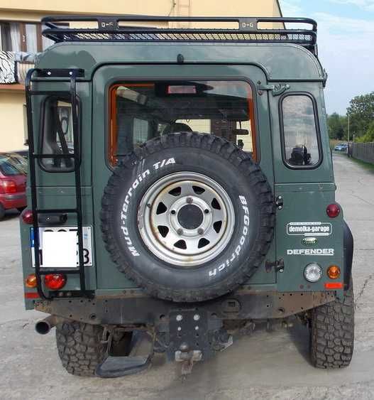 Scara LAND ROVER DEFENDER din OTEL pentru partea din spate