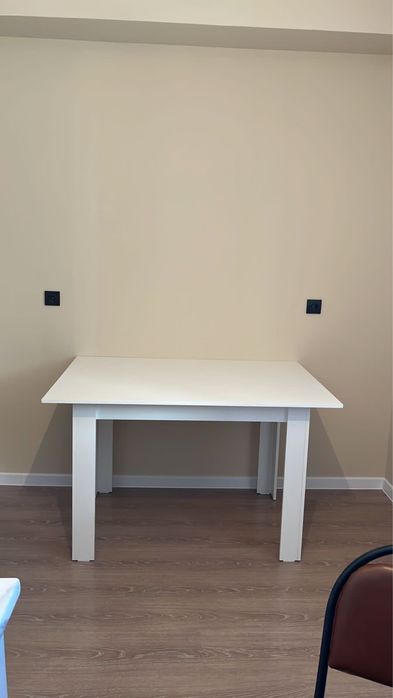 Продается кухонный стол