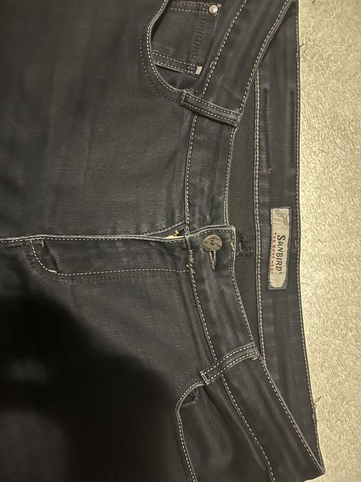 Два чифта дънки на марката sunbird