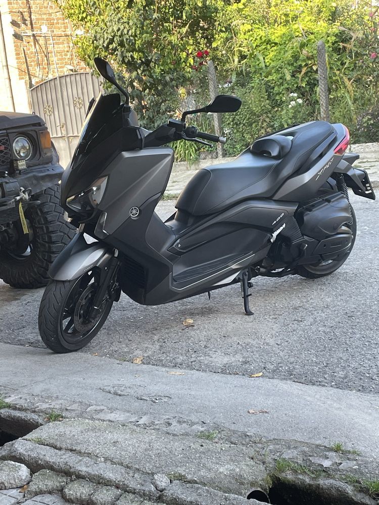 Yamaha X-MAX 400cc