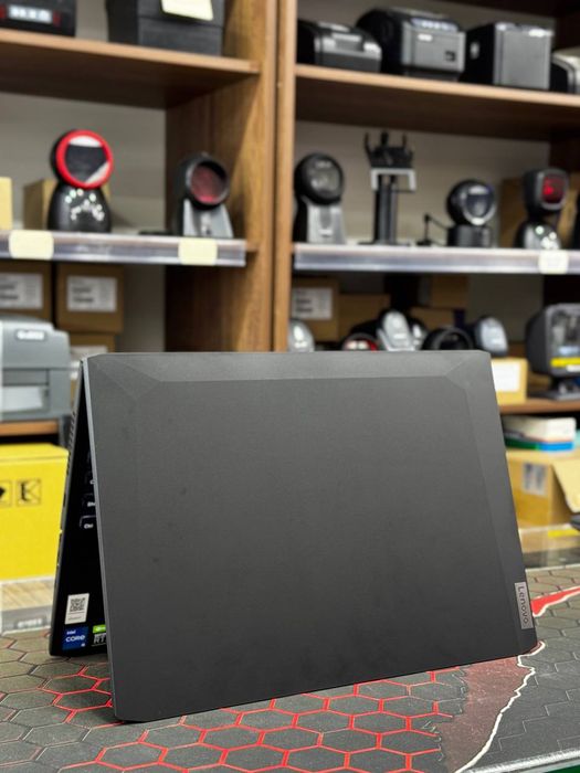Lenova ideapad gaming 3 (NVIDIA RTX 3050)