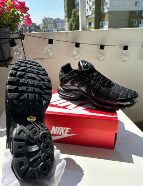 Nike Air Max TN Black (36-44 номер)
