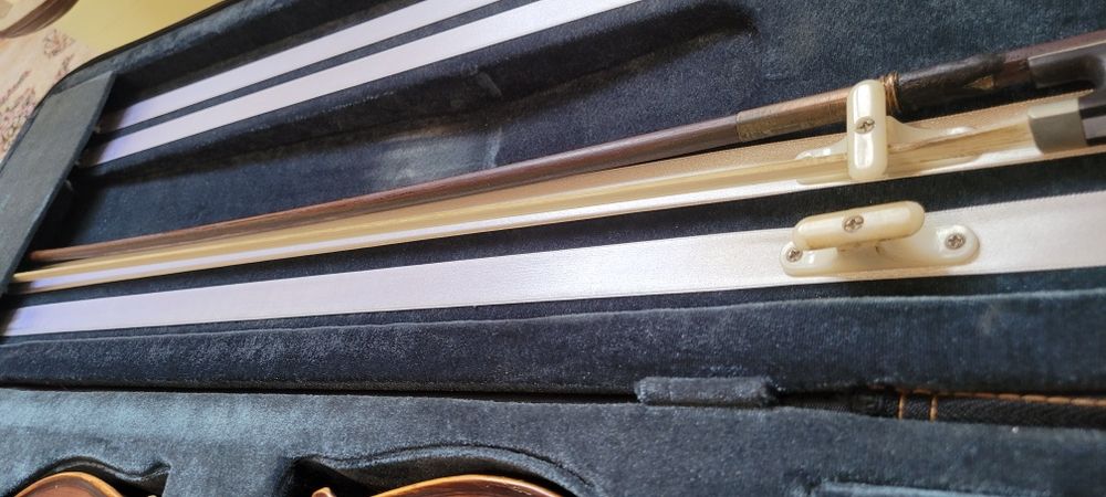 Продам скрипку бу