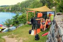 Inchiriere Caiac, SUP, Hidrobicileta, Barca cu vasle pe lacul Belis