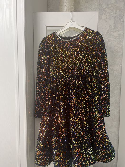 Платье на девочку