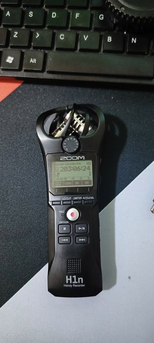 Zoom .h1n.avto zapis qiladi