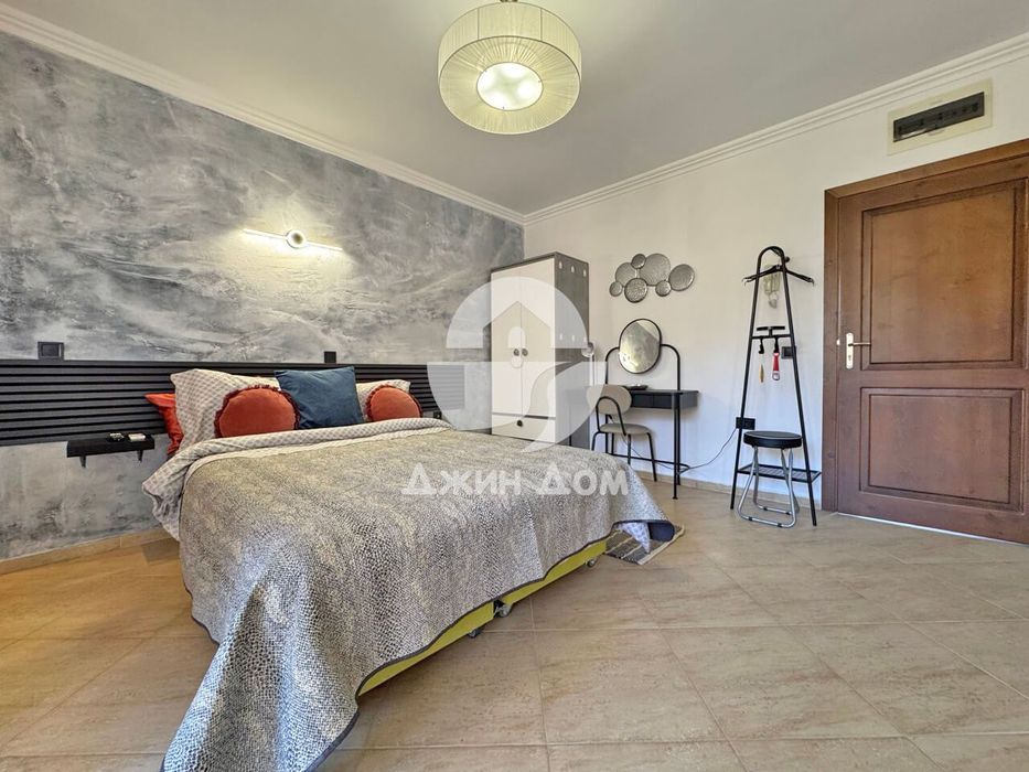 Продава се Едностаен апартамент в Свети Влас - 33 кв.м за 1713 €/кв.м - Снимка #1