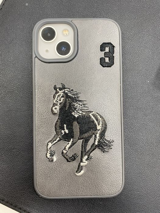 Айфон 13 в хорошем состоянии