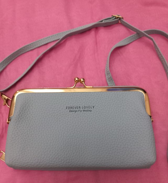 Кошелёк, портмоне продаётся