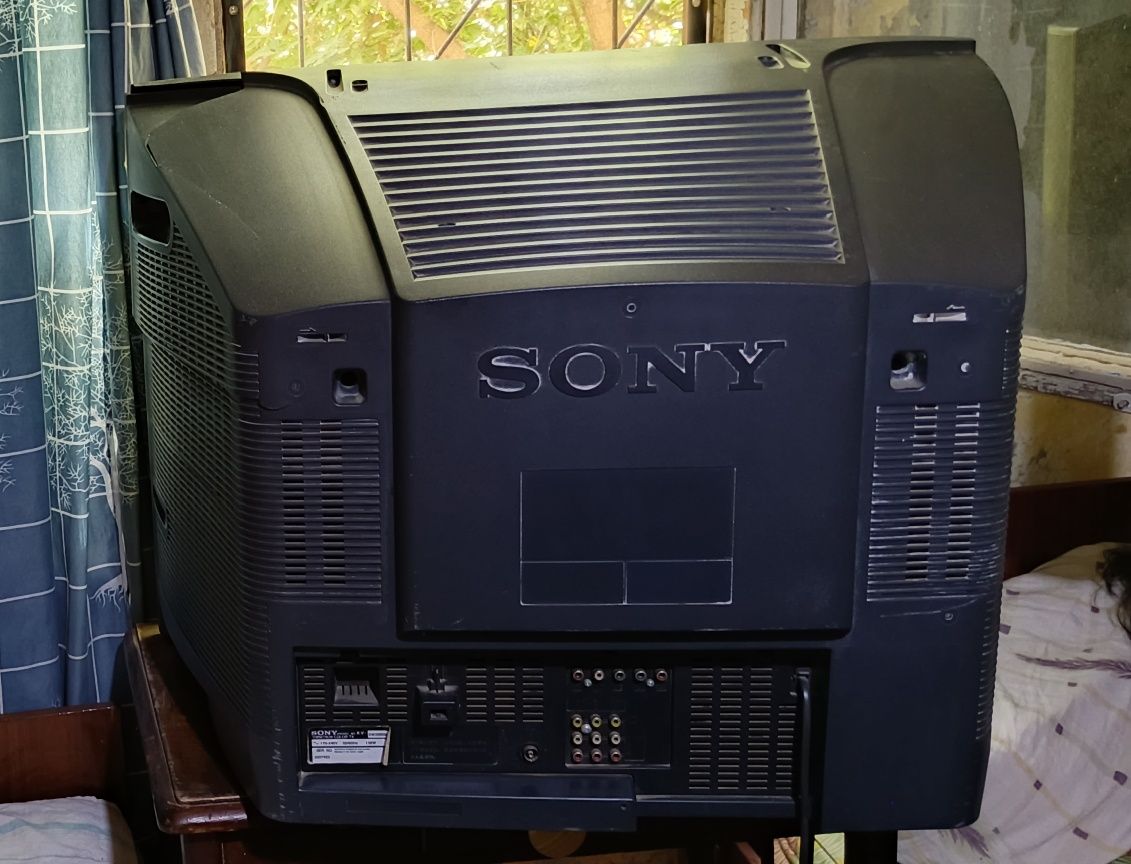 Продаю свой телевизор SONY в идеальном состоянии