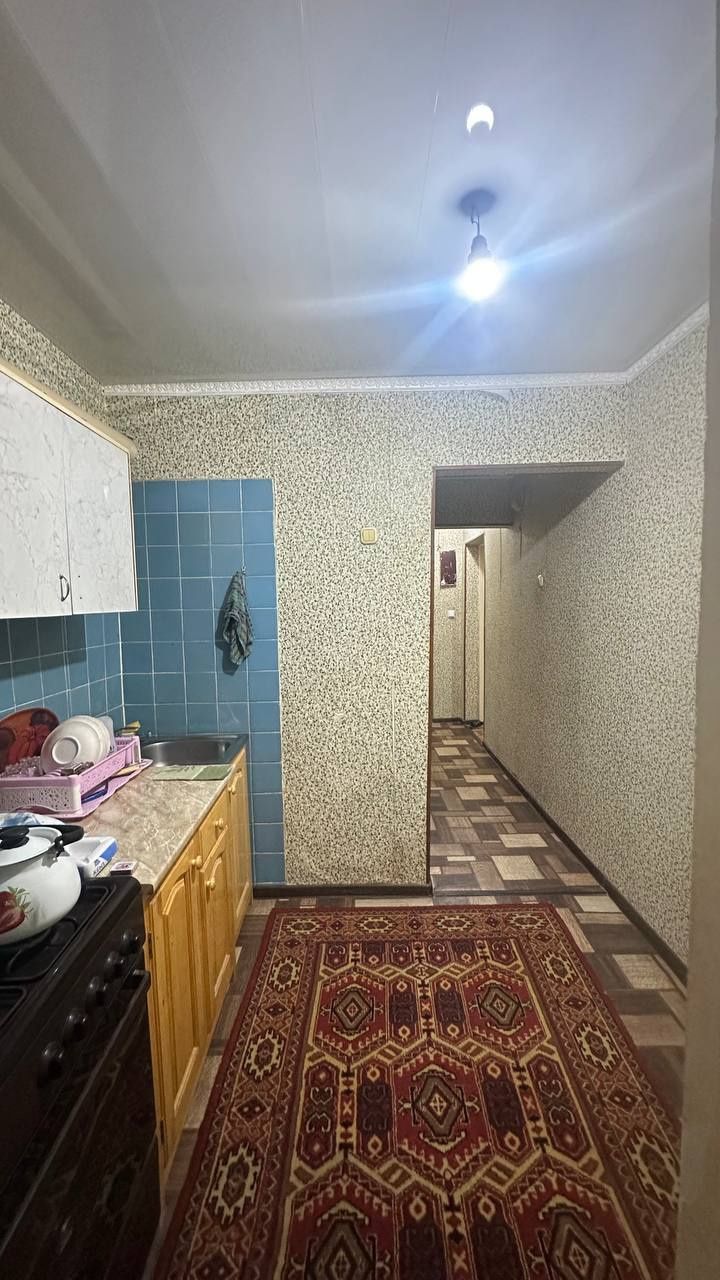 Художники бий метро Максим горький буз 1 балкон 2х6 1/1/5