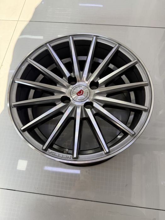 Vossen R15 Largo diska