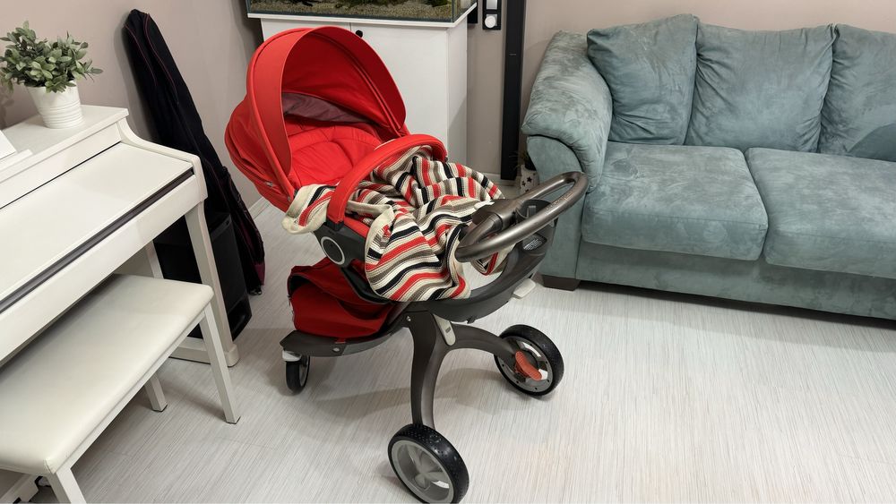 Коляска детская Stokke Xplory V4