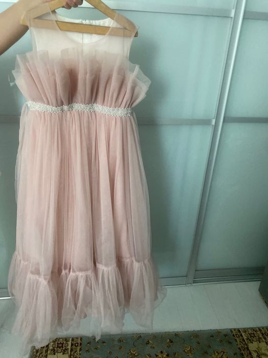 Нарядное платье для девочки