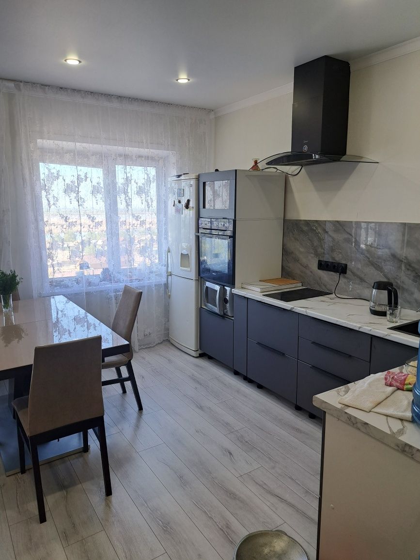 Продам 2ком кв 65кв.