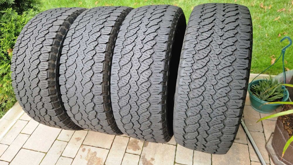 Anvelope 255 60 R 18 General Grabber