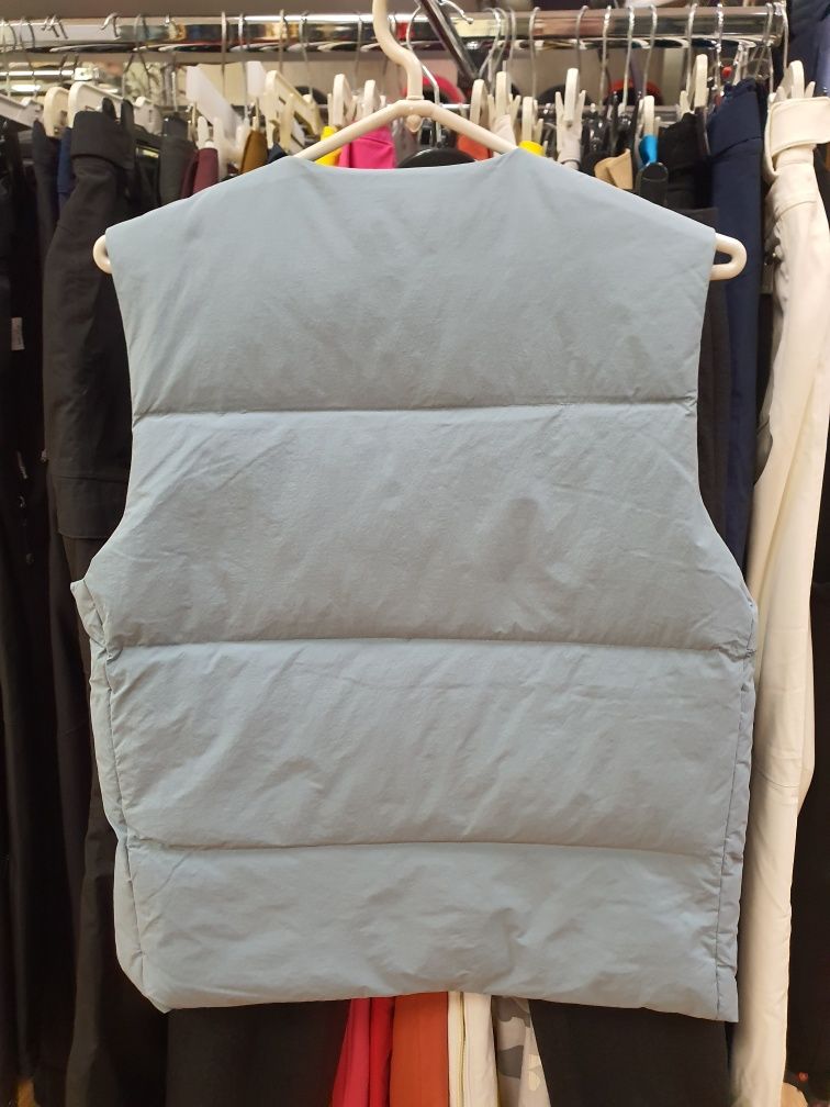 BMW vesta barbateasca din puf , marimi S,M,L,XL,XXL