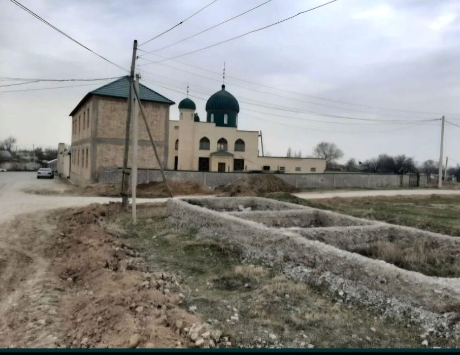 Жер 10 -соттық керемет тегіс биік жер