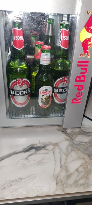 Frigider redbull