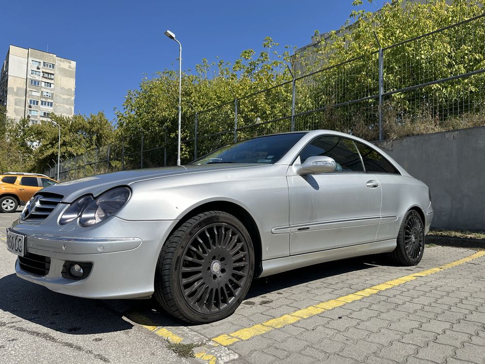 Продавам Mercedes-Benz Clk240