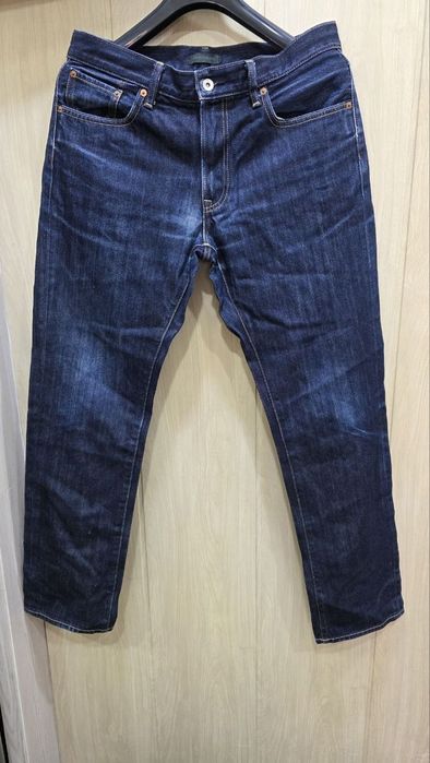 Оригинальные джинсы Uniqlo