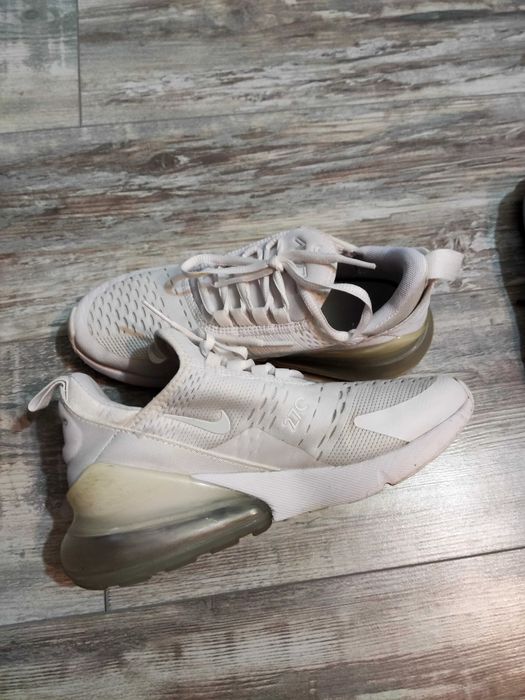 Маратонки Nike два чифта