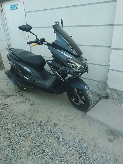 Skurer sotladi bolshi 4 milon 300