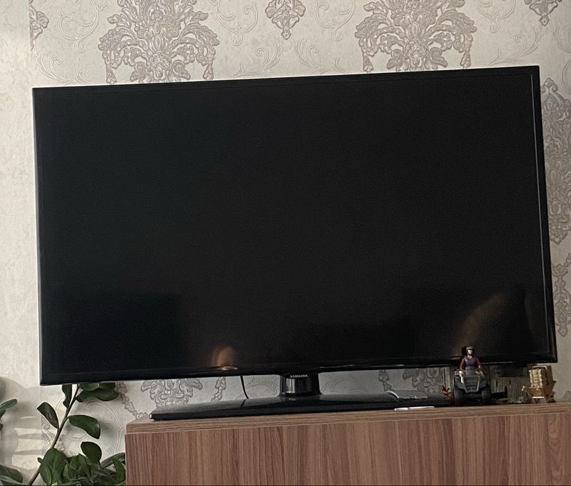 Телевизор Самсунг