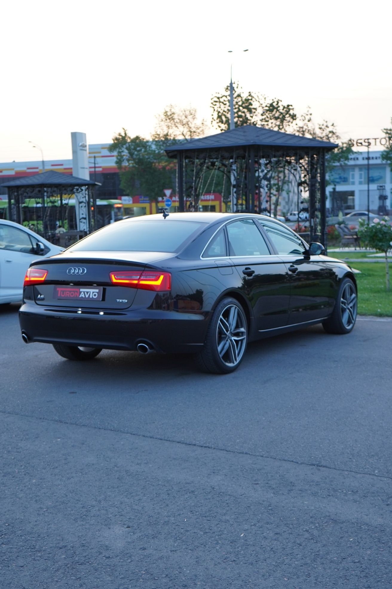 Audi A6 2Turbo mator