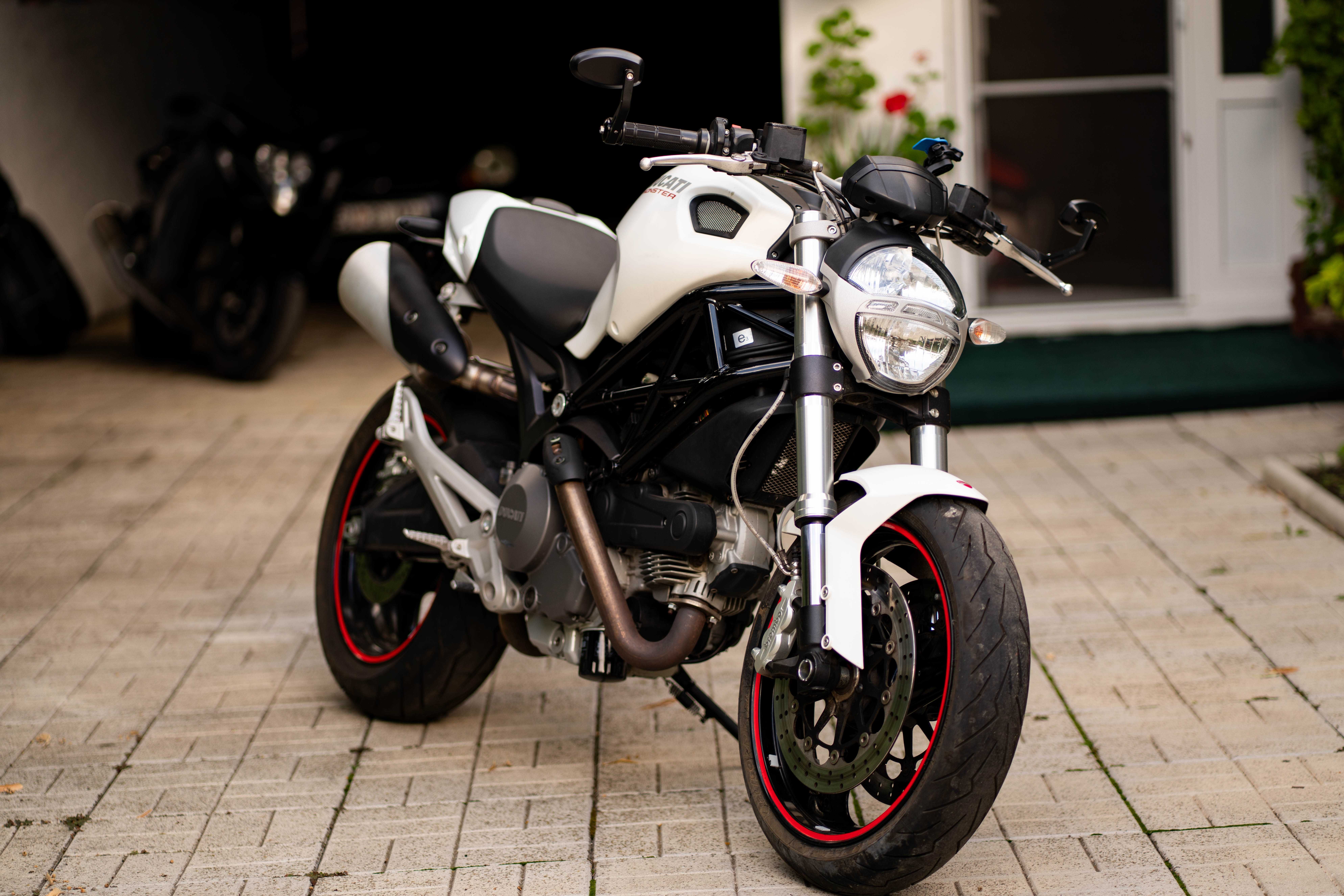 Ducati Monster 696 2009 15000 km