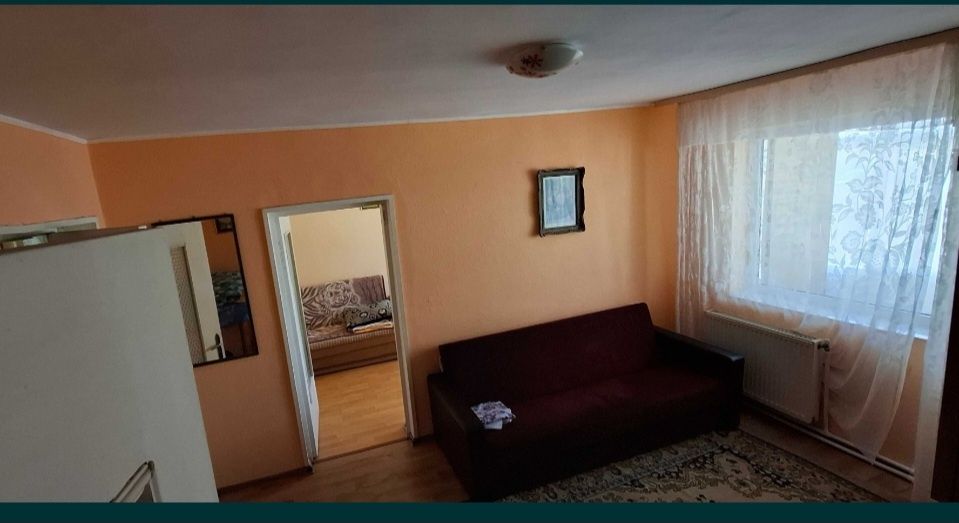 Apartament 3 camere Tg Ocna