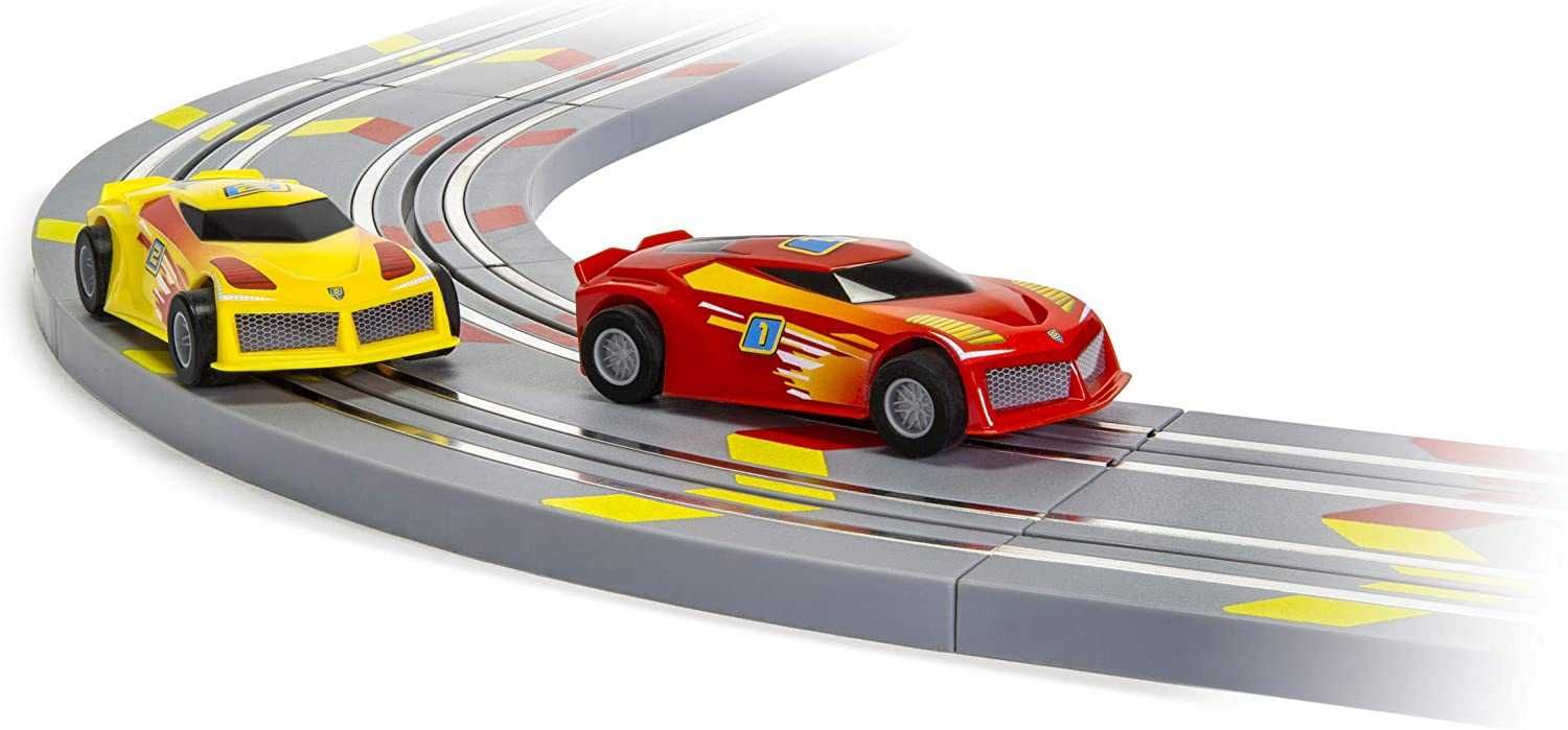 Състезателна Писта с 2 коли и дистанционни Аутобан Scalextric
