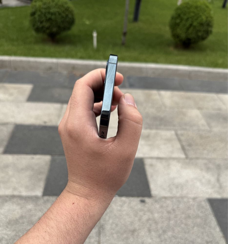 Iphone 12 Pro 128 gb ideal yomksti 76 radnoy hama joyi ishlidi ayb yoq