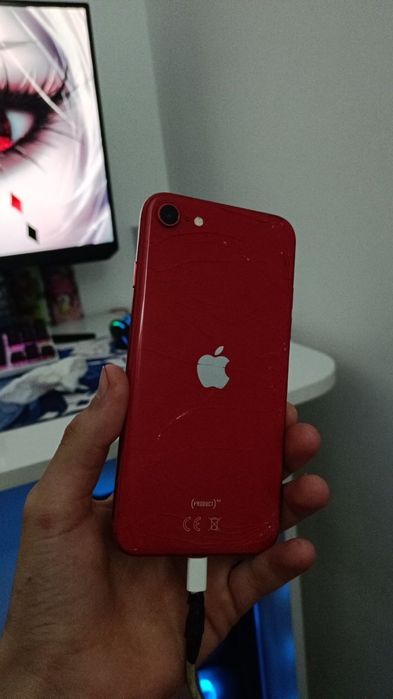 Обменю айфон se 2020