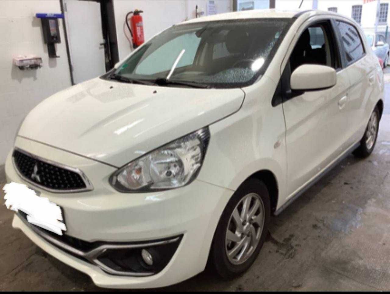 Mitsubishi Space Star на части