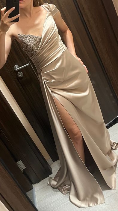 Официална дълга рокля