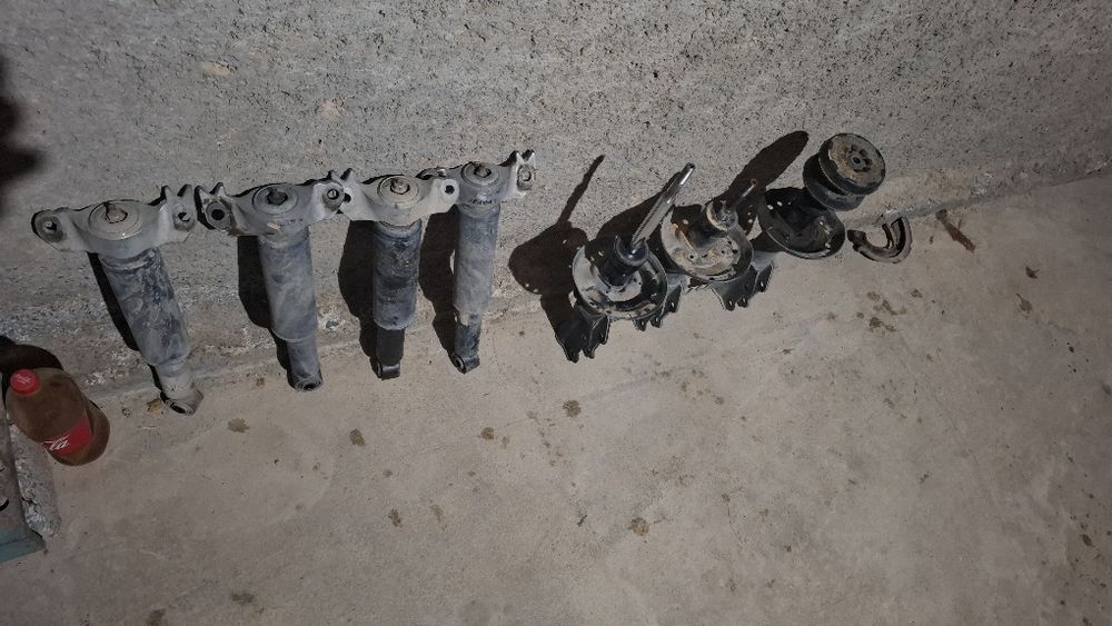 Малибу 1 амалзаторлар сотилади олди,орка. Бор.