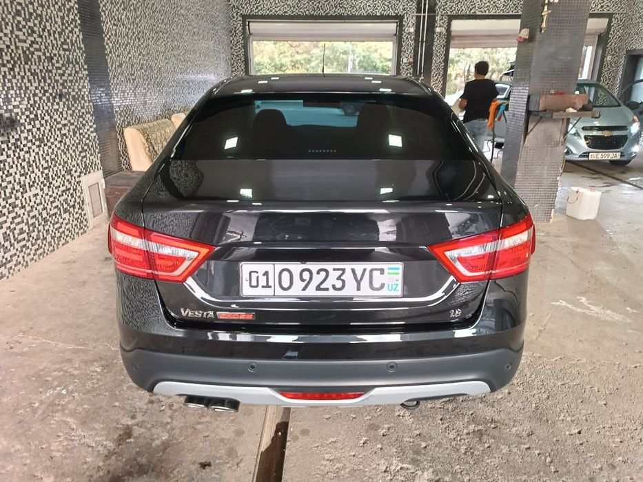 Lada vesta cross