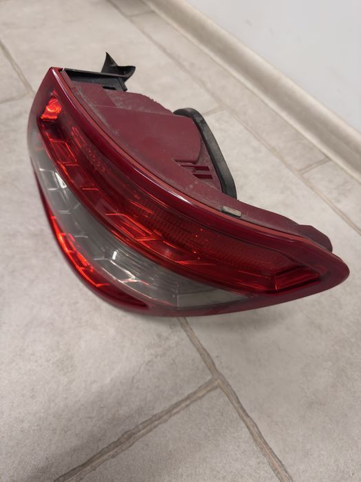 Заден десен стоп Mercedes-benz C-класа T-modell (s204)