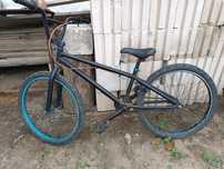 Bicicleta tip BMX