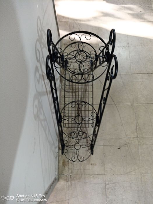 Цветарник за 5 саксии