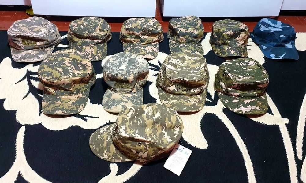 Галстуки, перчатки белые, Кепки, пилотки, беретки черные, синие НВП