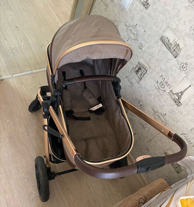 Продам коляску в отличном состояний