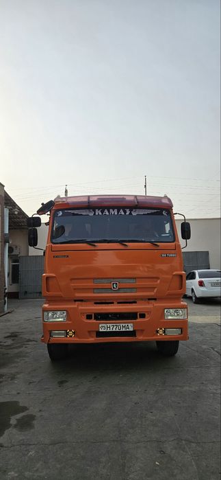 Kamaz 6520 srochne sotiladi