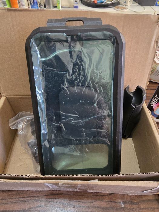 Suport telefon cu protecție anti sock