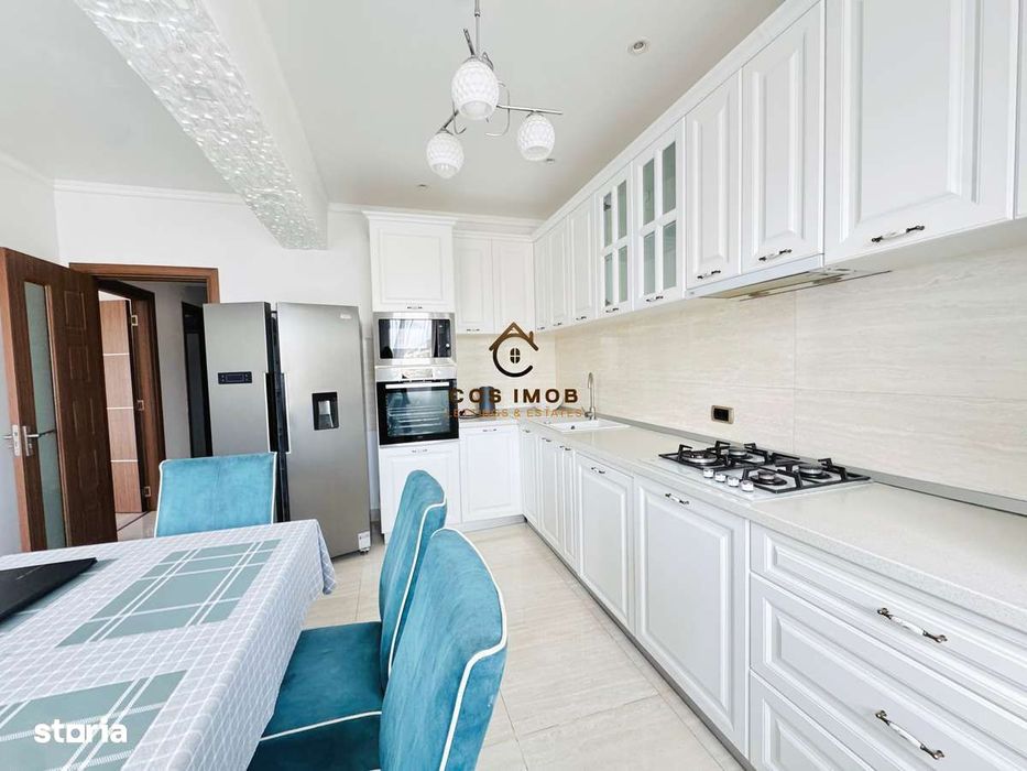De vânzare apartament 3 camere, Isaran, zona Coresi