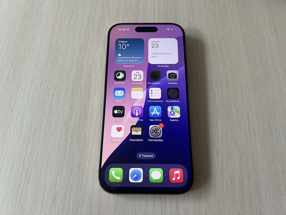 Продавам Apple iPhone 16 Pro 256GB