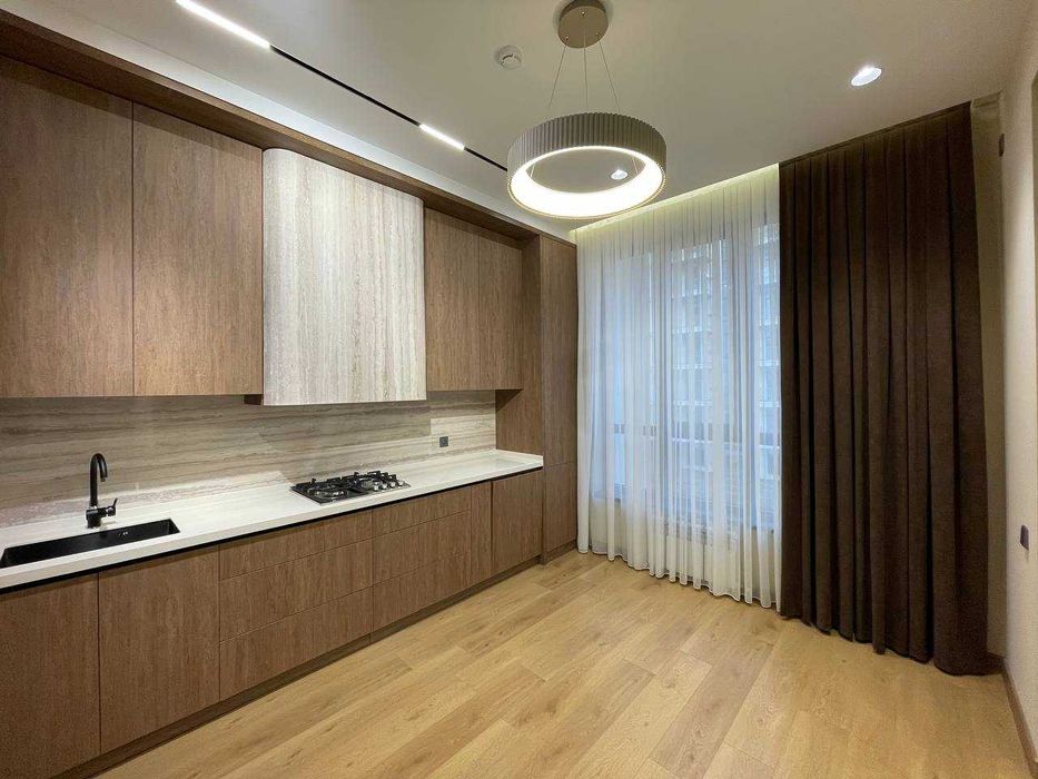 (Добрый) O'z Mahal Новомосковская, 117 м², 4/4/14, Кадастр в процессе