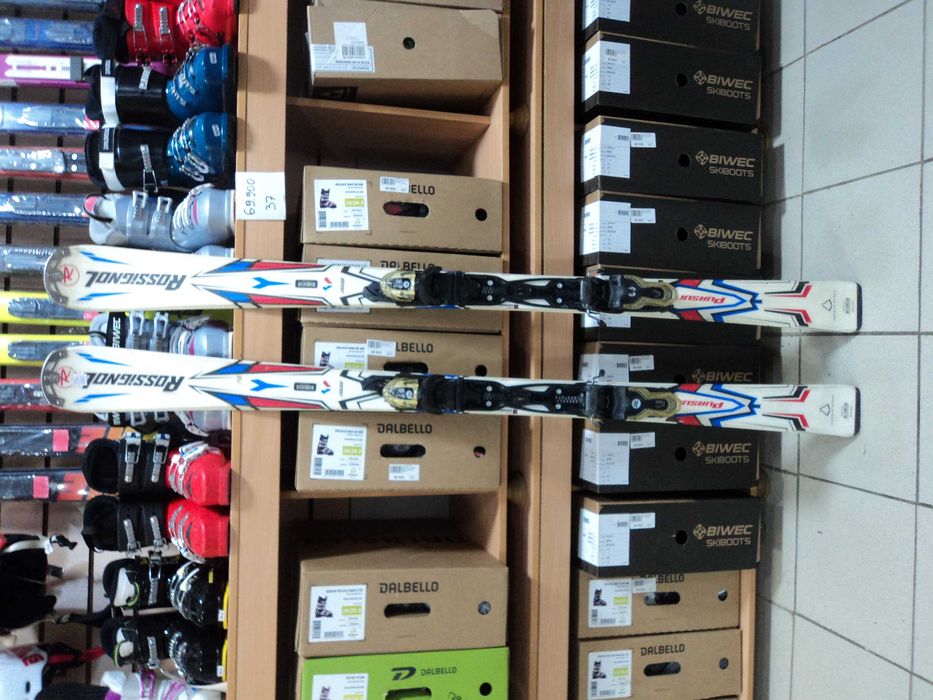 Не новые лыжи ROSSIGNOL м-ль PURSUIT 156 см+кр-я ROSSIGNOL XELIUM 110