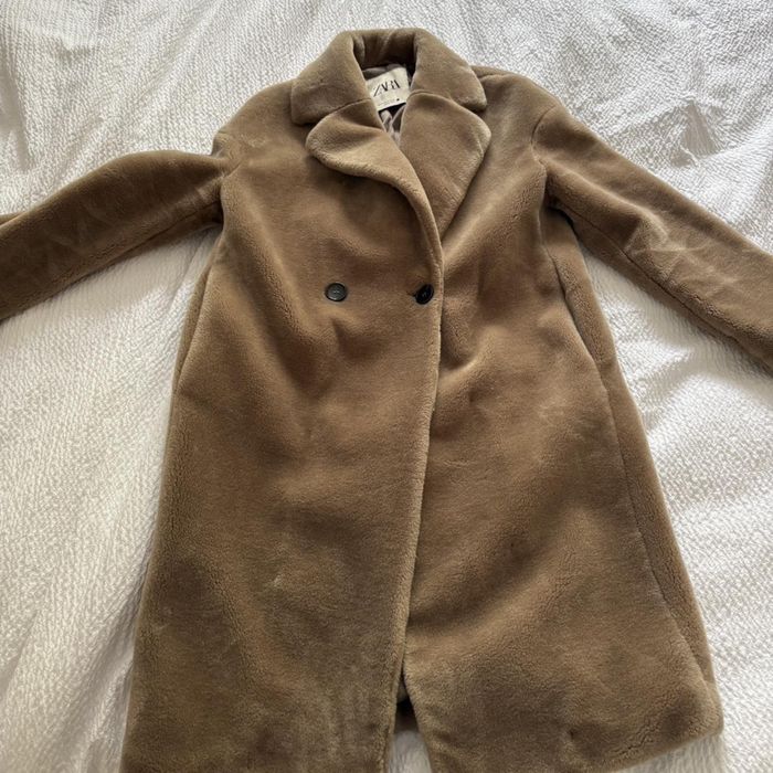 Палто от изкуствена кожа zara